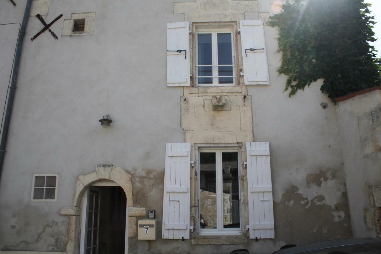 Vieux Veillard Villa Bourg-Charente Exterior photo